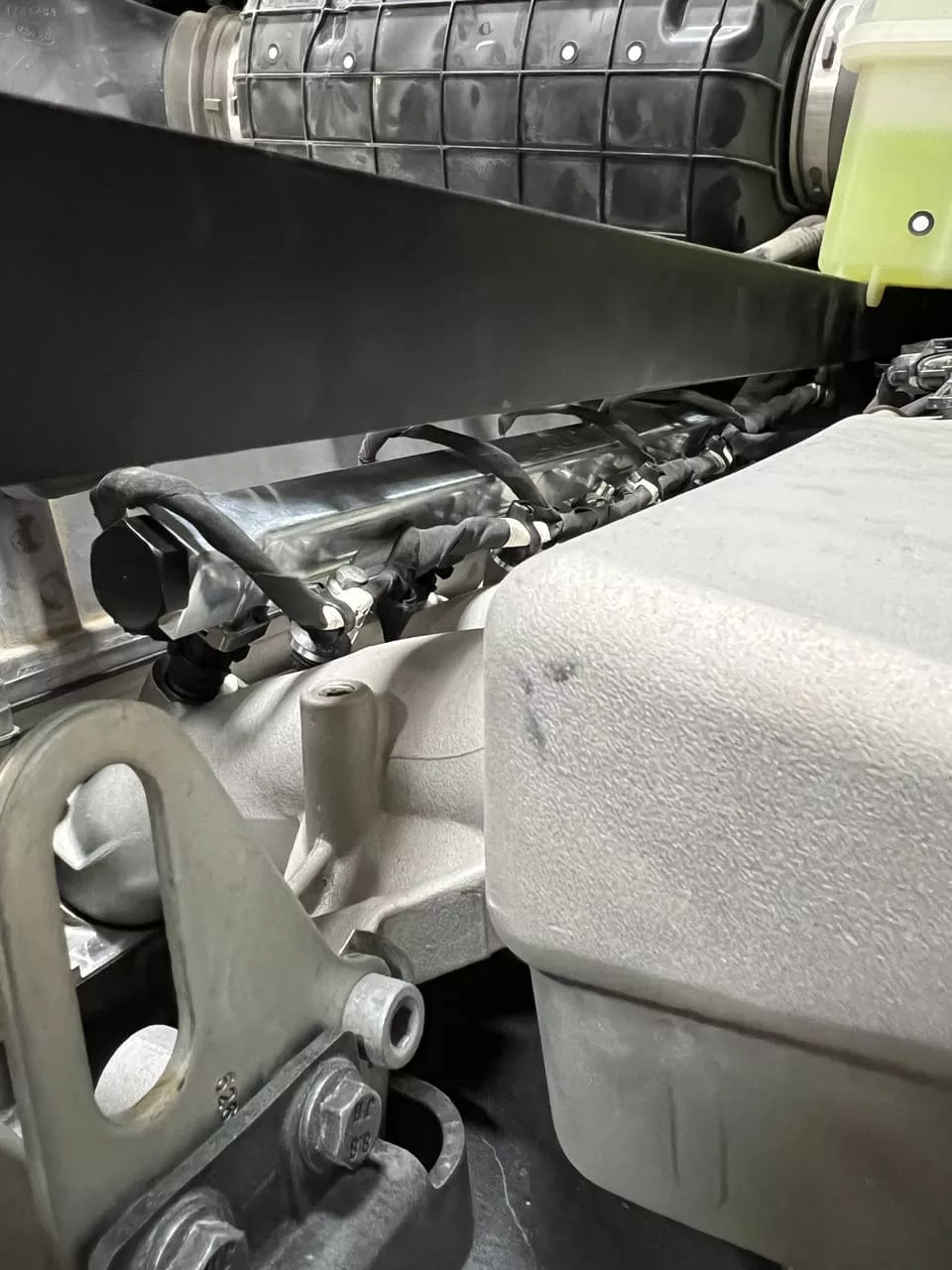 ZRP ’22+ Polaris RZR Pro R Fuel Rail